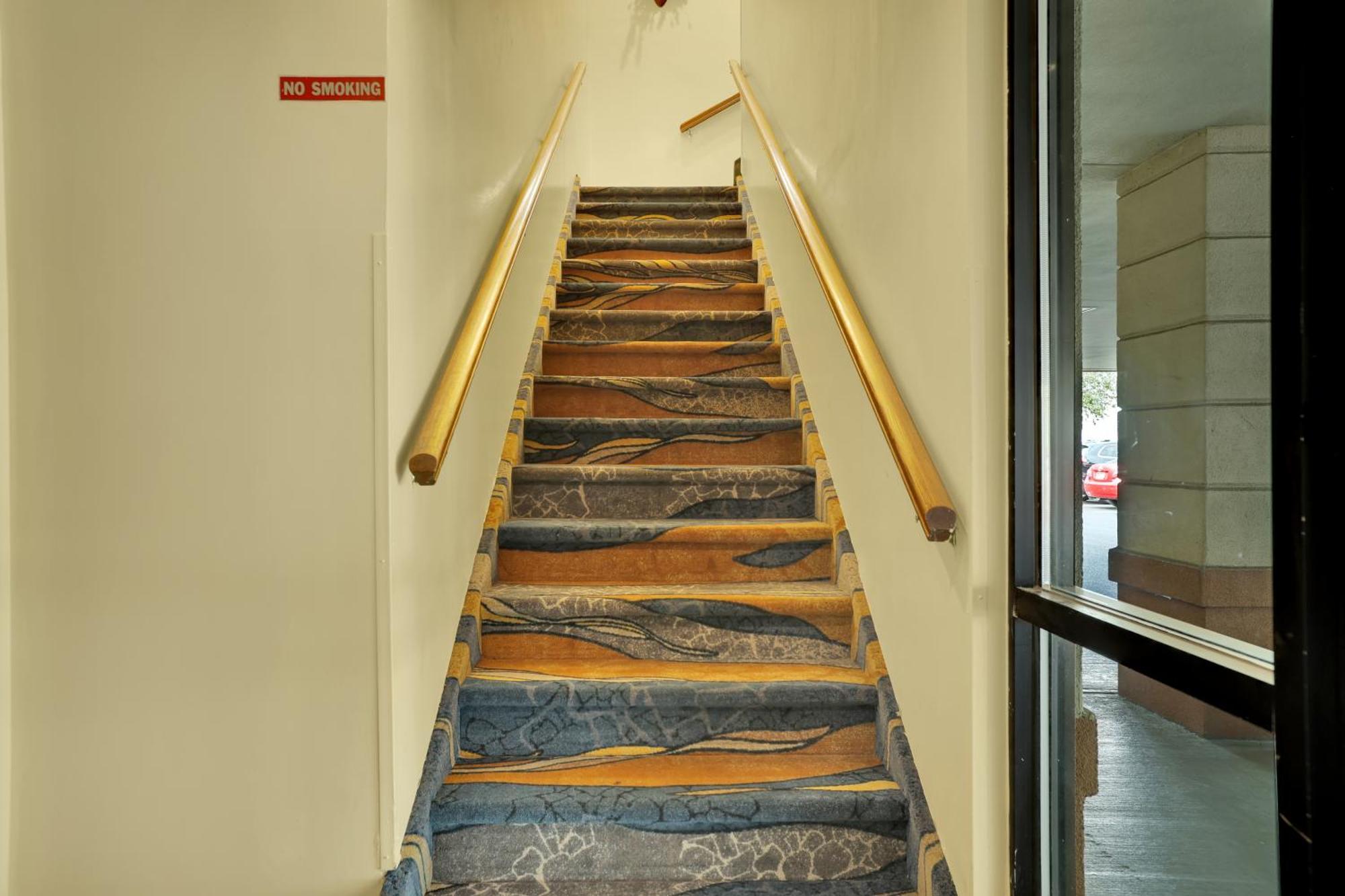 Horizon Inn Avenel Luaran gambar